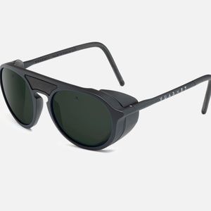 VUARNET ICE Sunglasses VL 1709 0001 Black Frames SkiLynx Lens & Side Shields